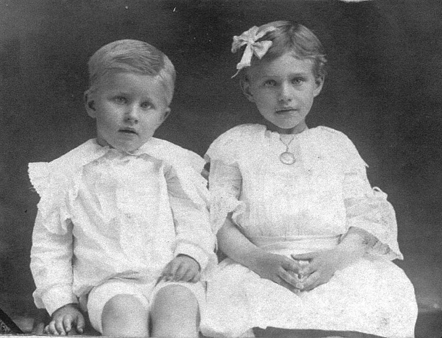 Text Box: 161. Robert Fred and
        Beulah Mae Huffman
        ca. 1904
